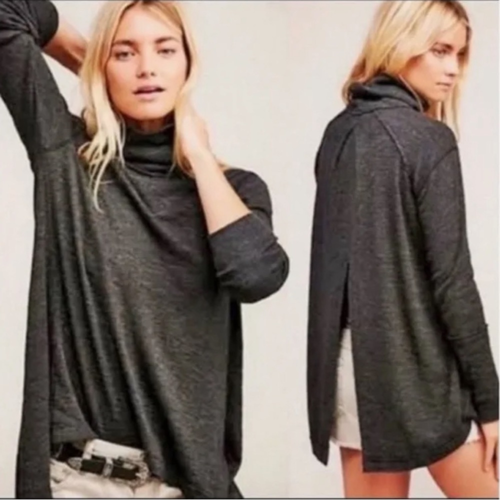 We The Free Turtleneck Size XS black Pullover split open‎ back knit Sweater.
